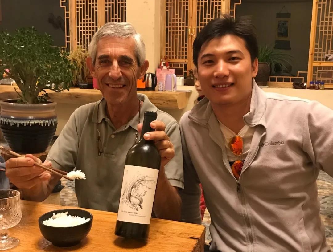 Winemaking duo at XiaoLing Estate : Sylvain Pitiot and Mu Chao